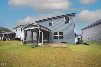 629 Donnegal Farm Dr, Fuquay Varina, NC 27526