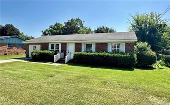 629 Glensford Dr, Fayetteville, NC 28314
