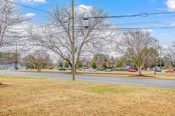 629 Main St, Clayton, NC 27520