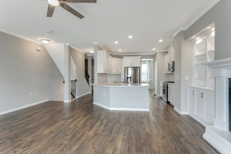 629 Old Ride Dr, Holly Springs, NC 27540