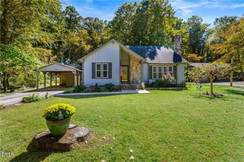 629 Paris St, Graham, NC 27253