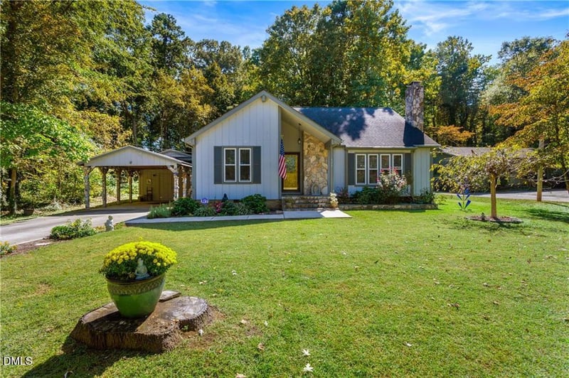 629 Paris St, Graham, NC 27253