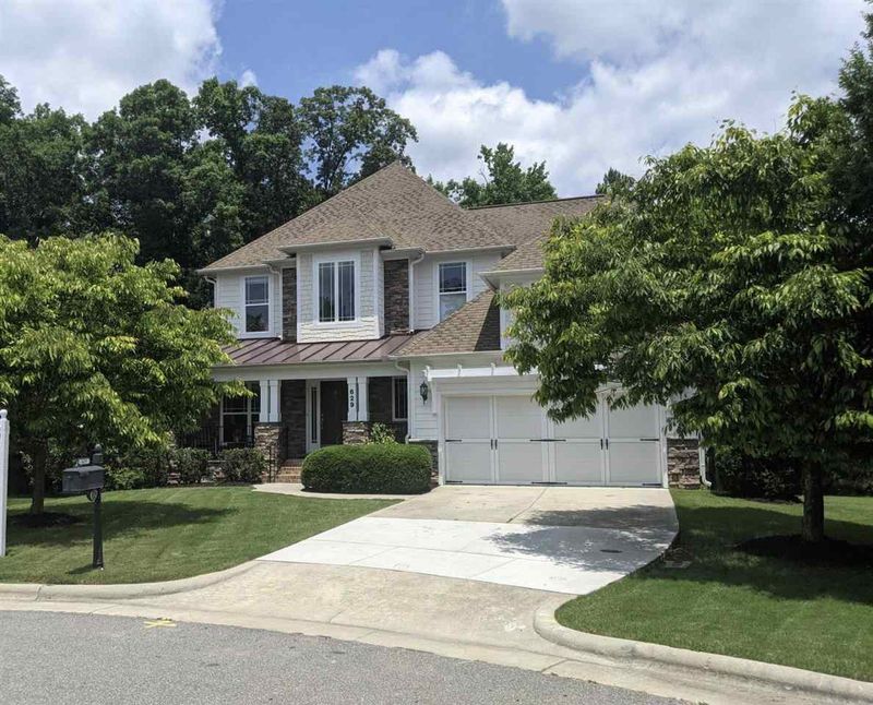 629 Powers Ferry Rd, Cary, NC 27519