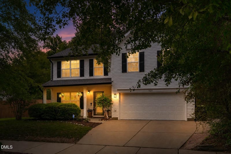 629 Texanna Way, Holly Springs, NC 27540