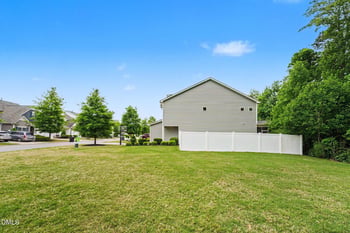63 Ashview Dr, Clayton, NC 27527