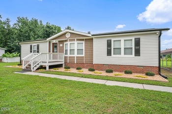 63 Carolina Dr, Angier, NC 27501