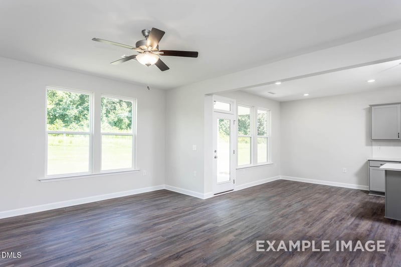 63 Charred Oak Ct, Lillington, NC 27546