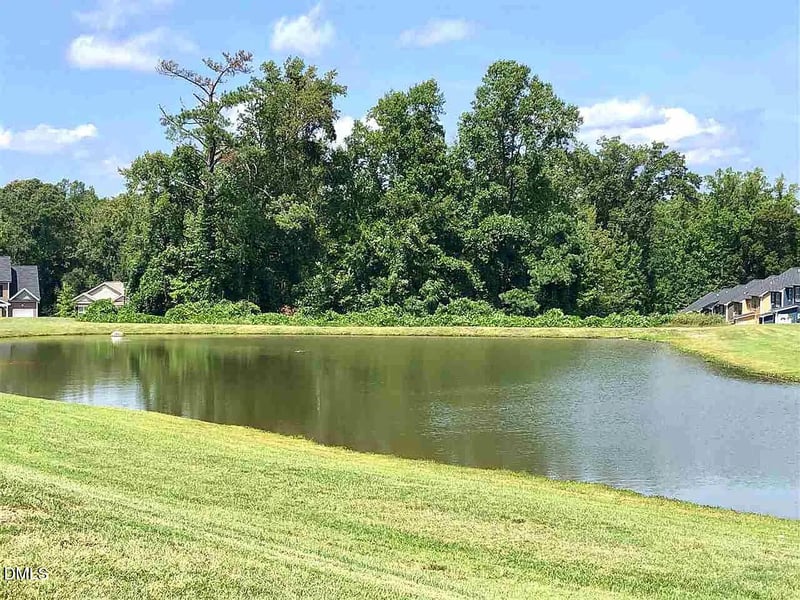 63 Crawford Pw, Clayton, NC 27520
