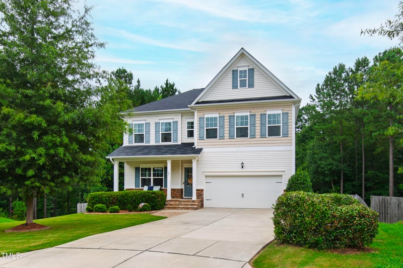 63 Creststone Ct, Clayton, NC 27527