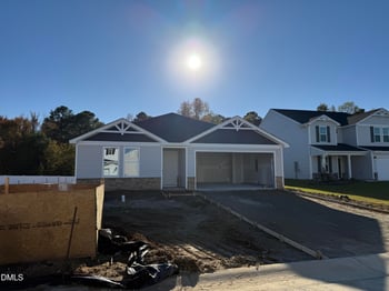 63 Emily Gardens Dr, Selma, NC 27576