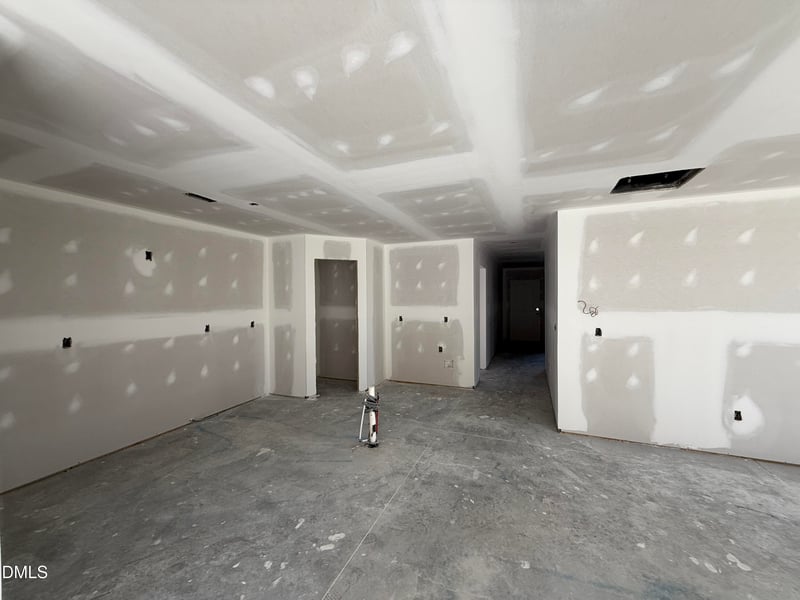 63 Emily Gardens Dr, Selma, NC 27576