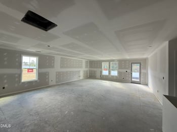 63 Emily Gardens Dr, Selma, NC 27576