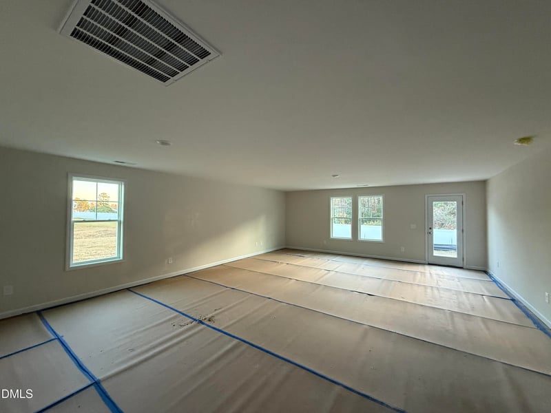 63 Emily Gardens Dr, Selma, NC 27576