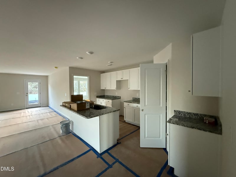 63 Emily Gardens Dr, Selma, NC 27576