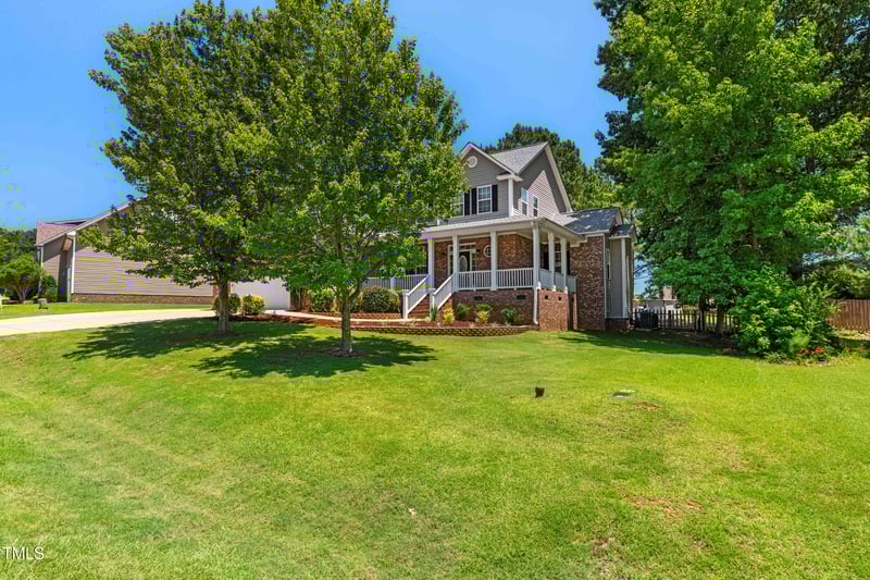 63 Majestic Oak Dr, Garner, NC 27529