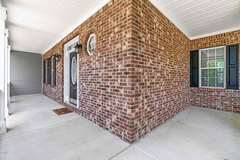 63 Majestic Oak Dr, Garner, NC 27529