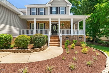 63 Majestic Oak Dr, Garner, NC 27529