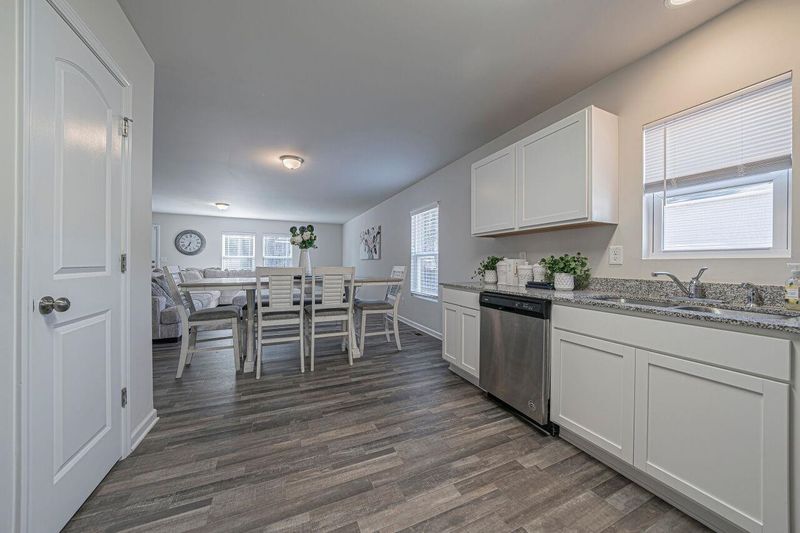 63 Mariposa Ln, Clayton, NC 27527