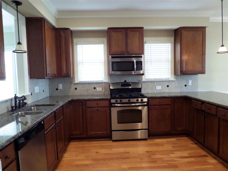 63 Old Grove Ln, Apex, NC 27502