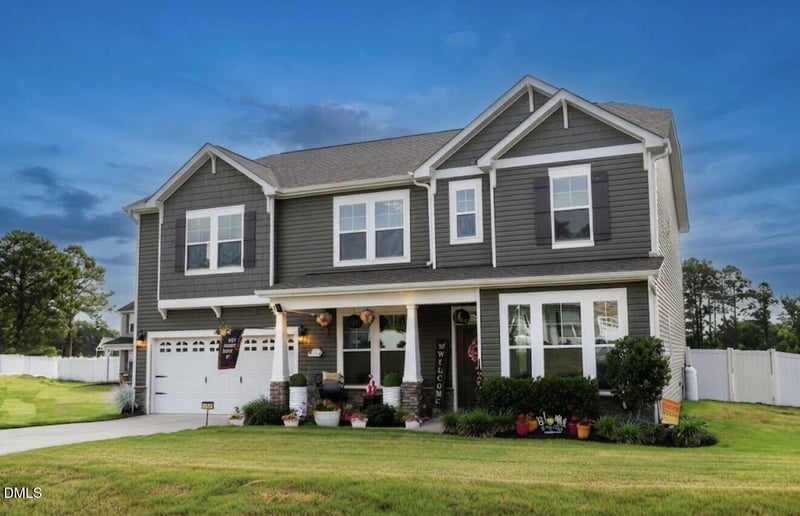 63 Pond Mountain Dr, Clayton, NC 27520