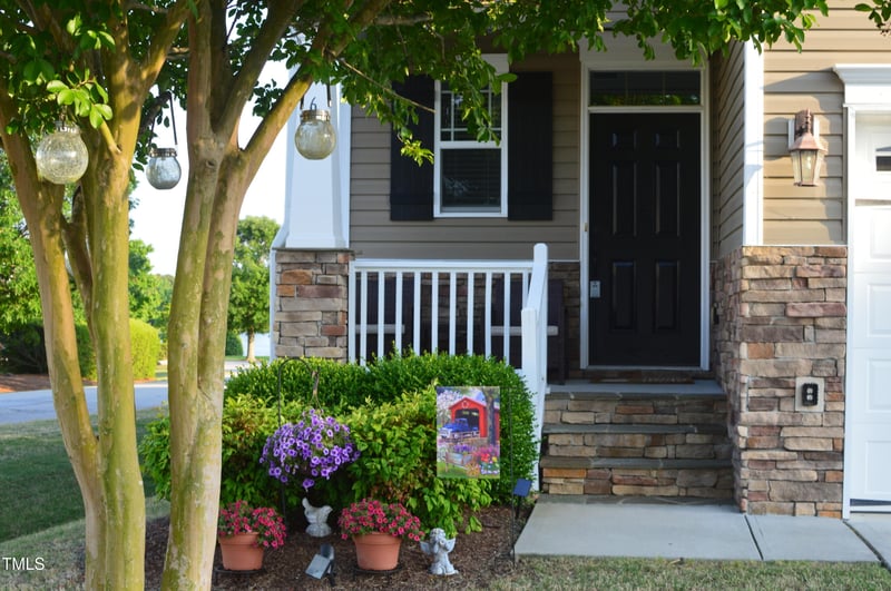 63 Radcliffe Ct, Clayton, NC 27527