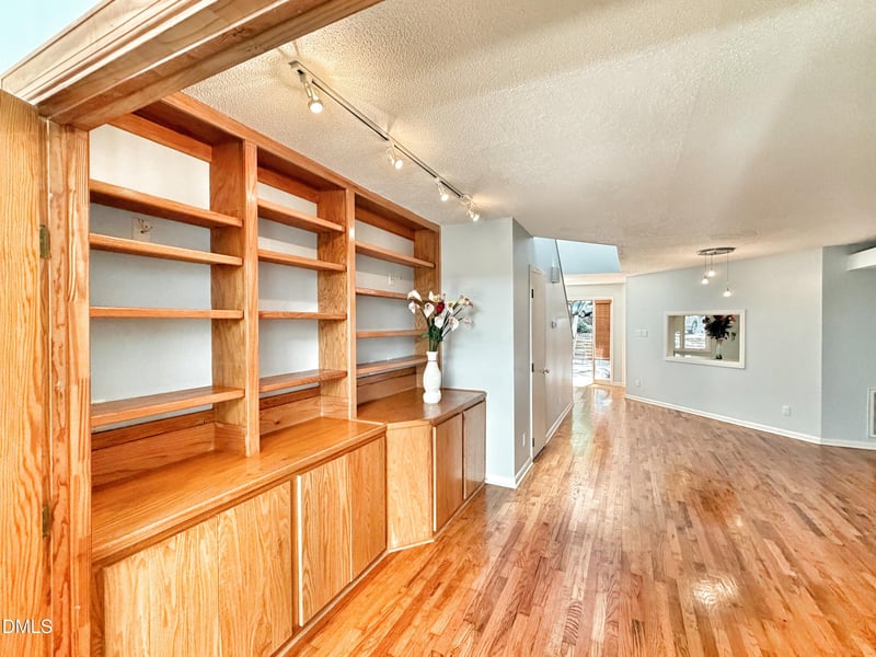 63 Stoneridge Rd, Durham, NC 27705
