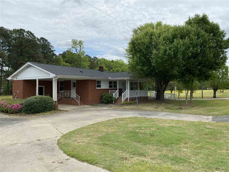 63 Watkins Rd, Clayton, NC 27520