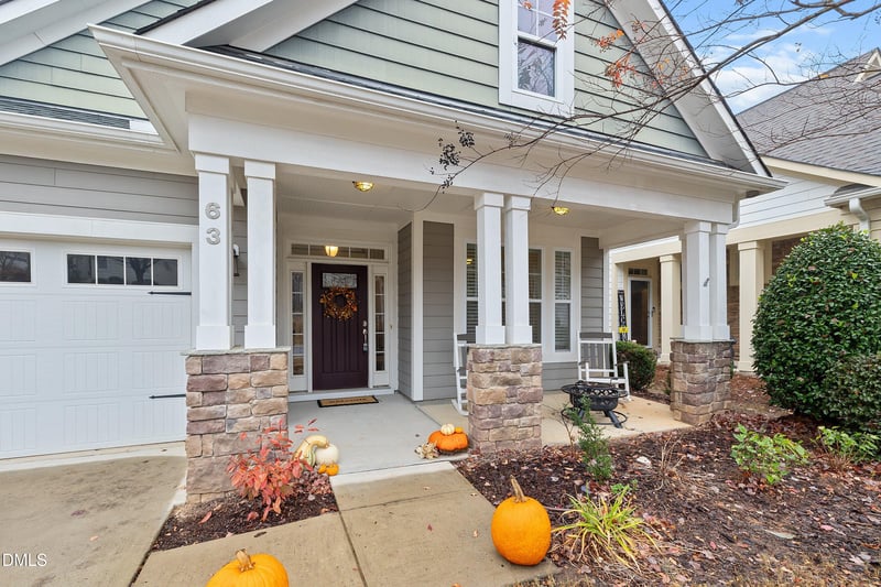 63 White Pine Dr, Clayton, NC 27527