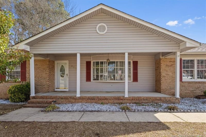 630 Bedford Rd, Fayetteville, NC 28303