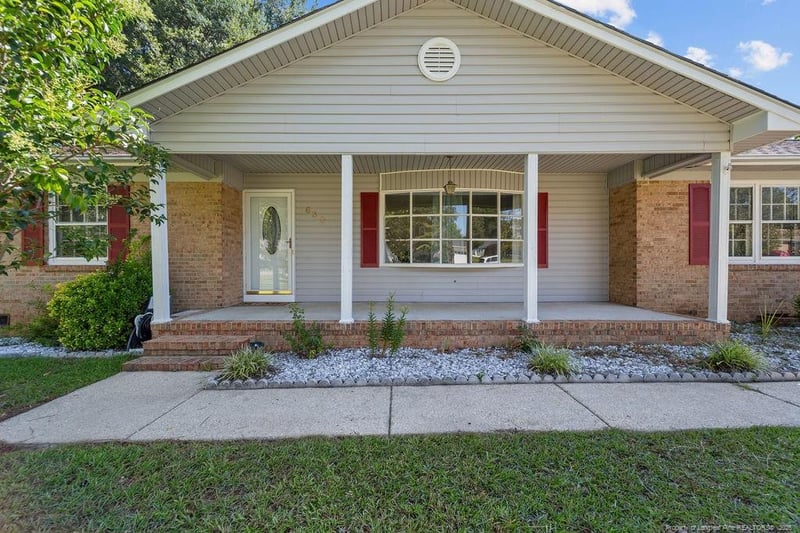 630 Bedford Rd, Fayetteville, NC 28303