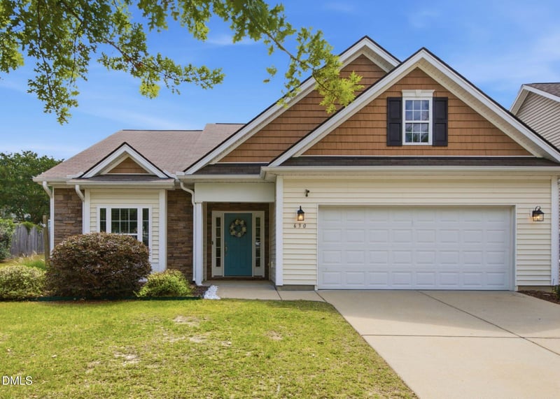 630 Cherry Plum Ct, Fuquay Varina, NC 27526
