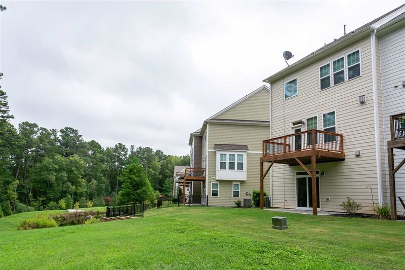630 Edgewater Ridge Ct, Apex, NC 27523