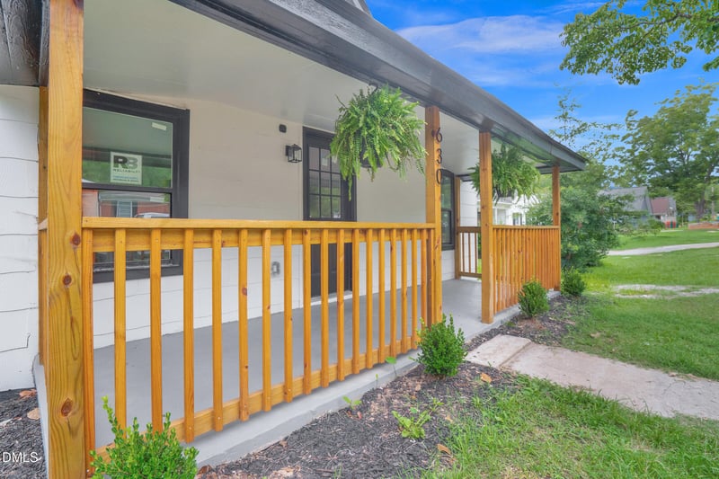 630 E Pine Ave, Wake Forest, NC 27587
