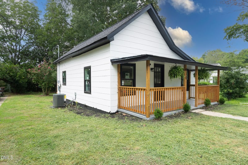 630 E Pine Ave, Wake Forest, NC 27587