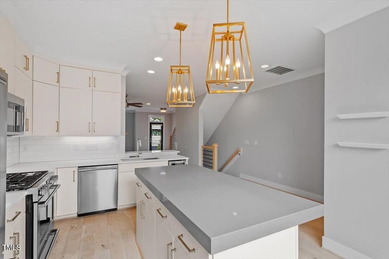 630 Watauga St, Raleigh, NC 27604