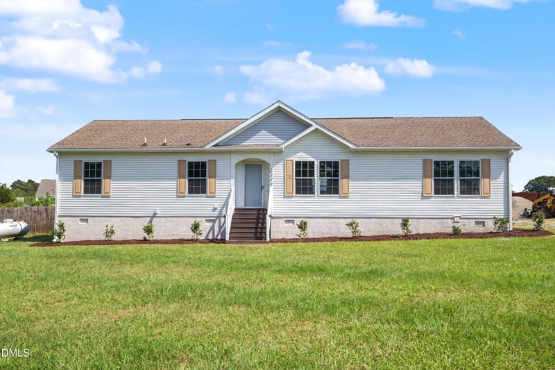 6300 Benson Hardee Rd, Benson, NC 27504
