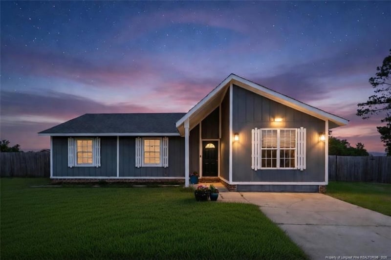 6300 Bretton Woods Dr, Hope Mills, NC 28348