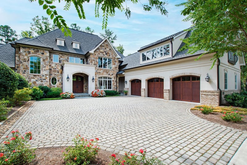 63001 Ballentine St, Chapel Hill, NC 27517