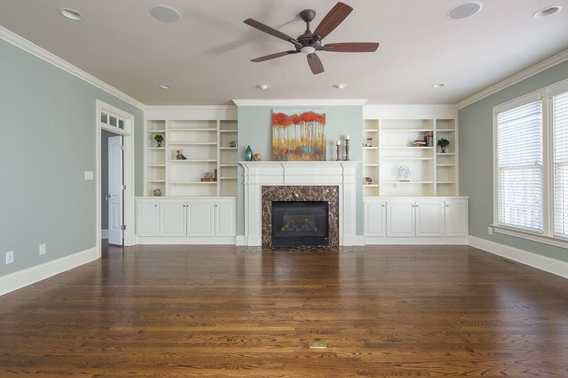 6301 Battleford Dr, Raleigh, NC 27612