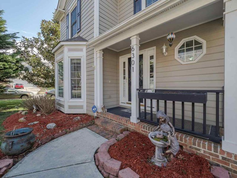 6301 Dry Fork Ln, Raleigh, NC 27617