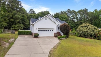 6301 Mockingbird Ln, Sanford, NC 27332