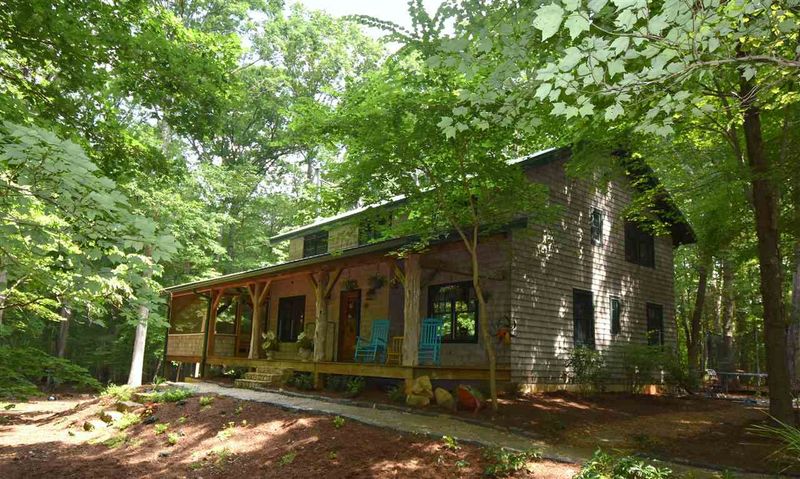6301 Pathway Ct, Chapel Hill, NC 27516