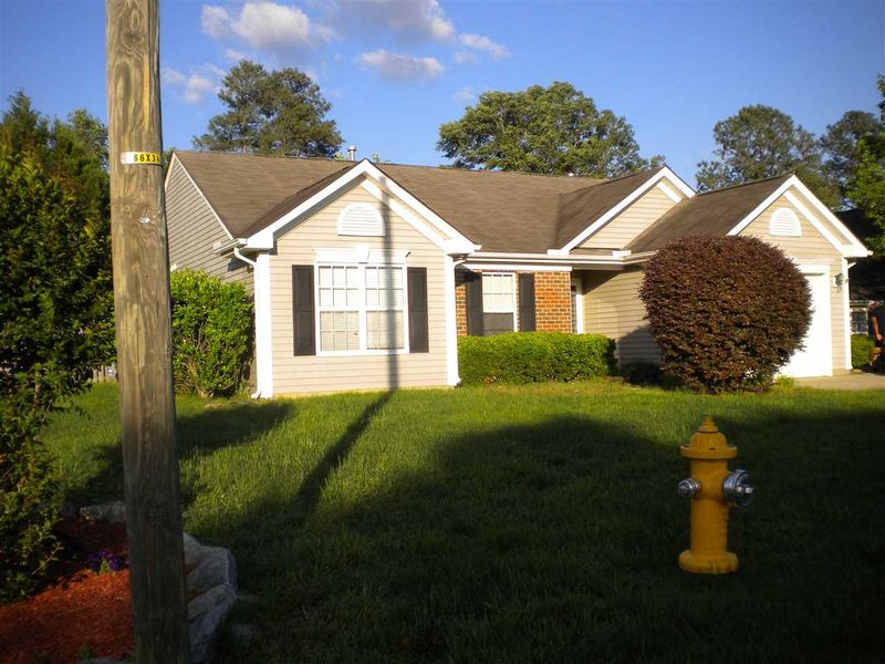 6301 Saybrooke Dr, Raleigh, NC 27604