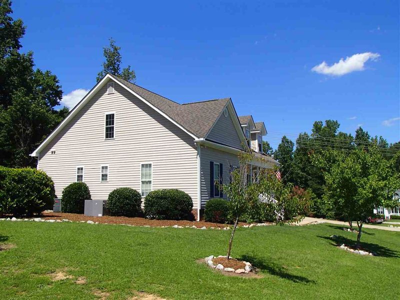 6301 Scarecrow Ct, Wendell, NC 27591