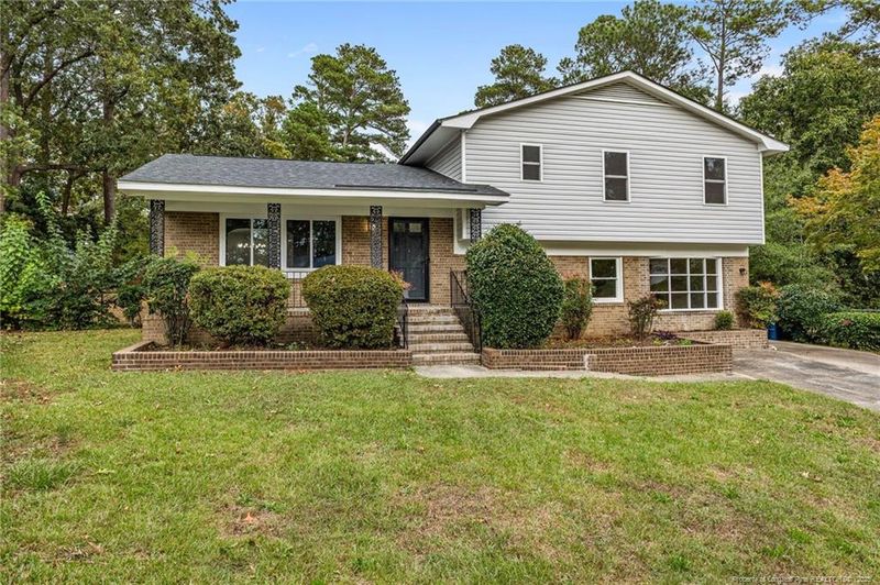 6302 Easthampton Ct, Fayetteville, NC 28314
