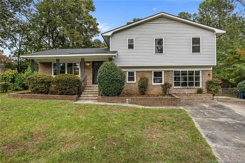 6302 Easthampton Ct, Fayetteville, NC 28314