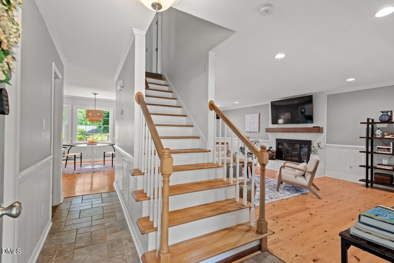 6304 Ansley Ln, Raleigh, NC 27612