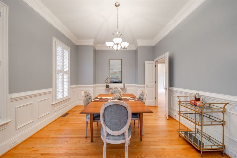 6304 Battleford Dr, Raleigh, NC 27612