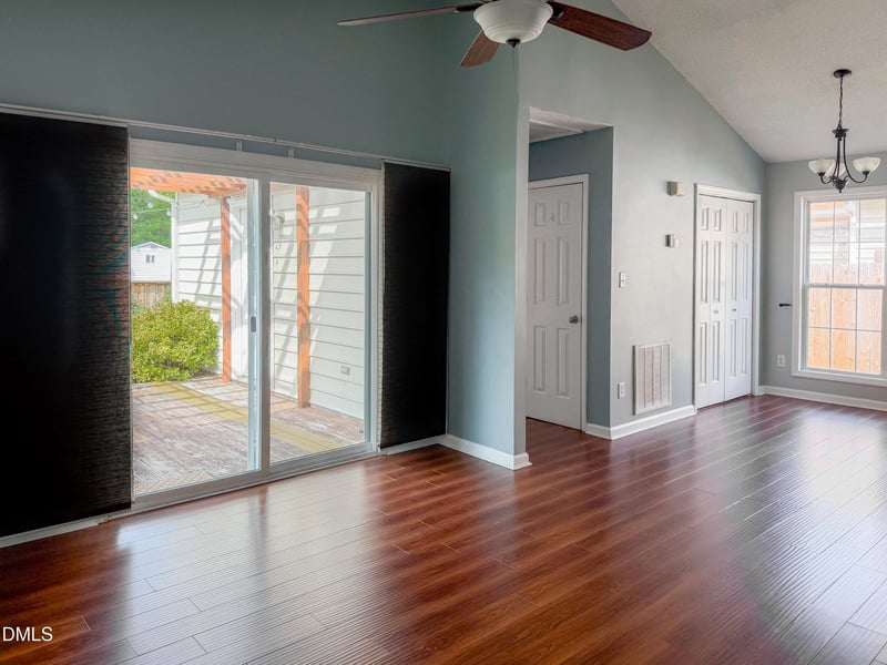 6304 Forest Ridge Dr, Durham, NC 27713