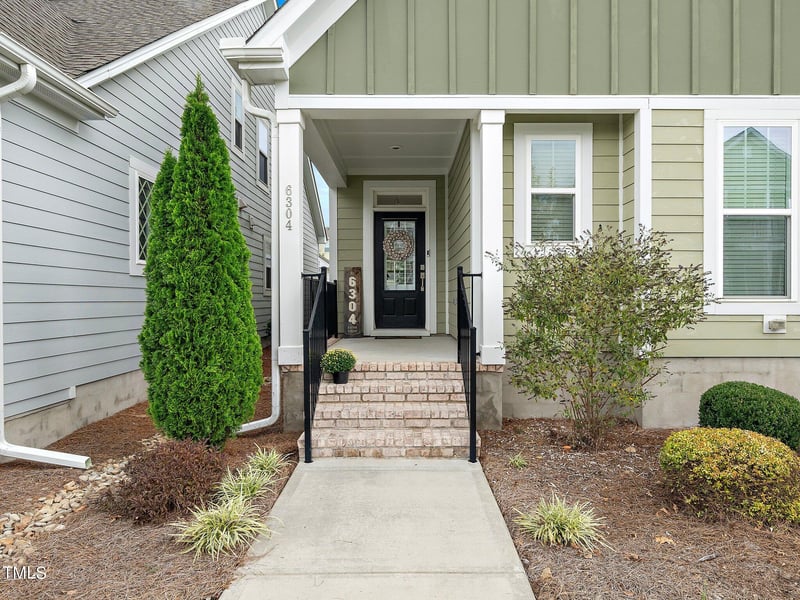6304 Kayton St, Raleigh, NC 27616